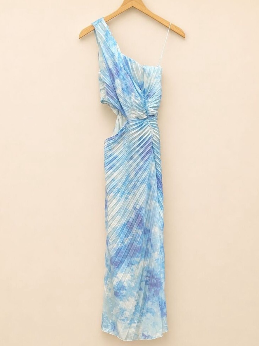 Abercrombie & Fitch Giselle One-Shoulder Pleated Asymmetrical Dress with Slit - Picture 2 of 4